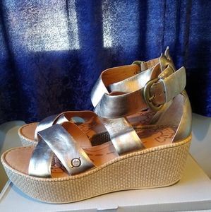 Born platform sandals